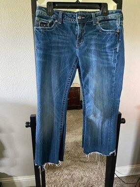 Miss Me manually Cropped Distressed Blue Denim Jeans